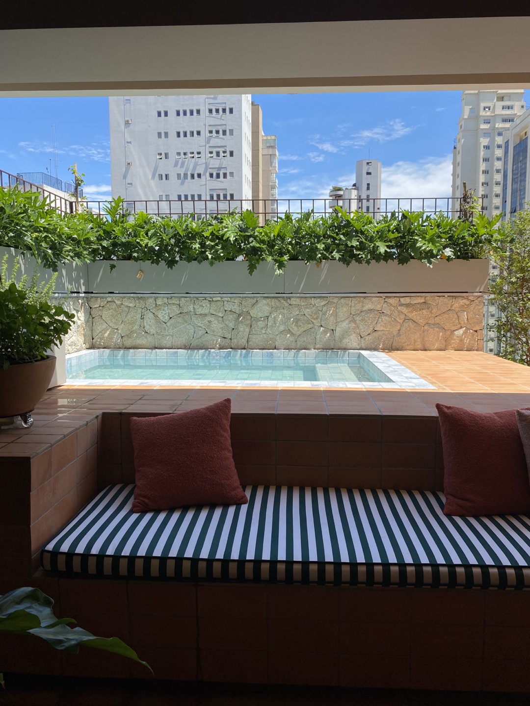 Projeto de piscina iGUi entregue